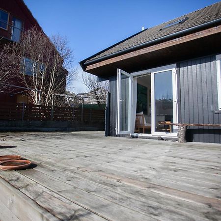 Lovely Apartments - 20 Min Walk From City Centre Torshavn Bagian luar foto