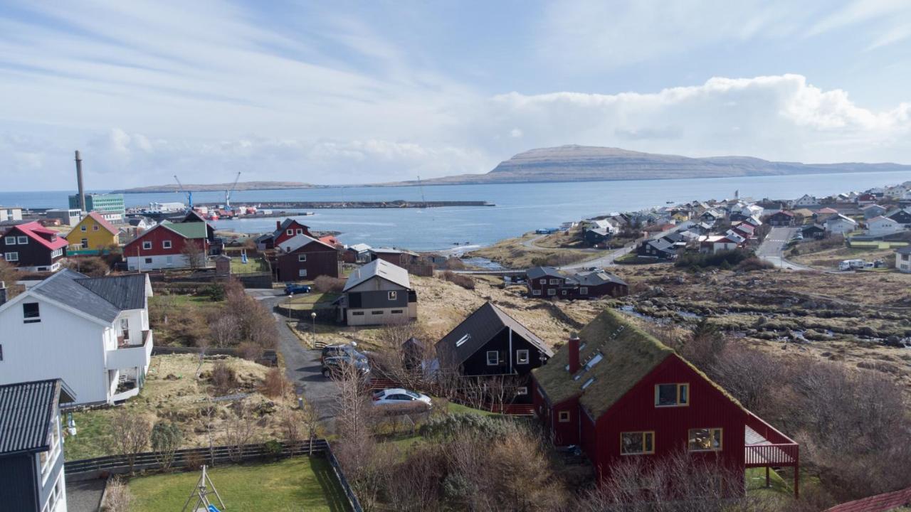 Lovely Apartments - 20 Min Walk From City Centre Torshavn Bagian luar foto