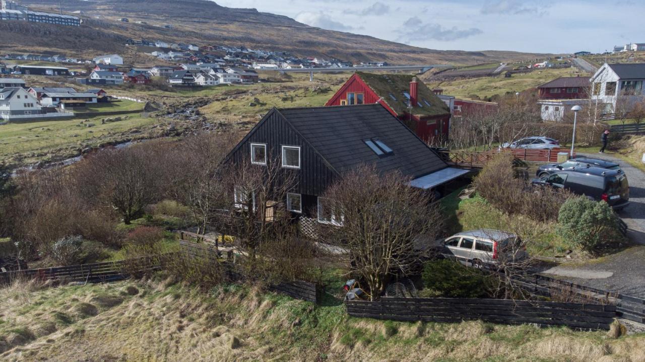 Lovely Apartments - 20 Min Walk From City Centre Torshavn Bagian luar foto