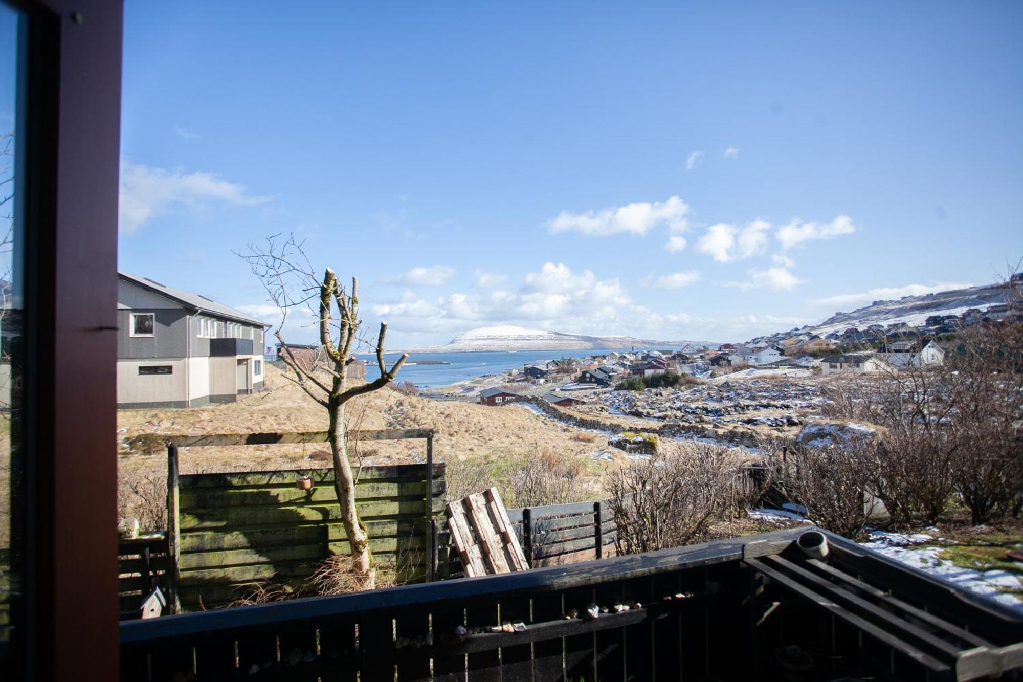 Lovely Apartments - 20 Min Walk From City Centre Torshavn Bagian luar foto